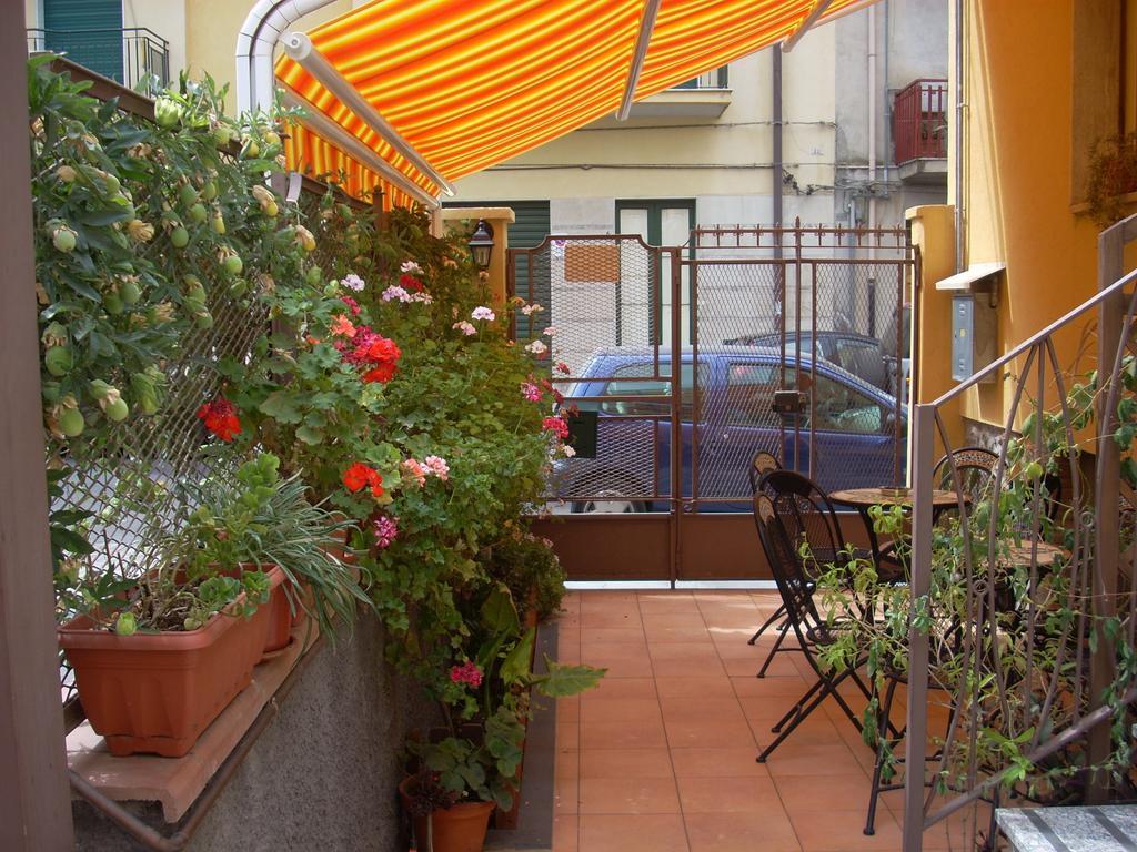 Eurelios Bed & Breakfast Adrano Exterior photo