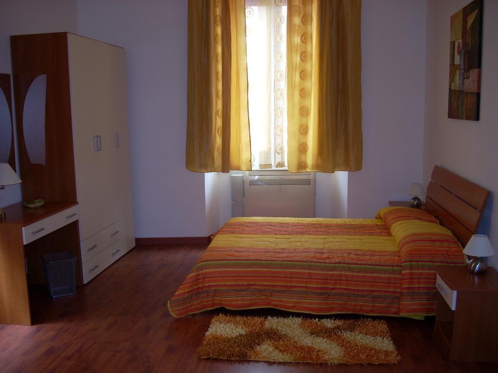 Eurelios Bed & Breakfast Adrano Exterior photo